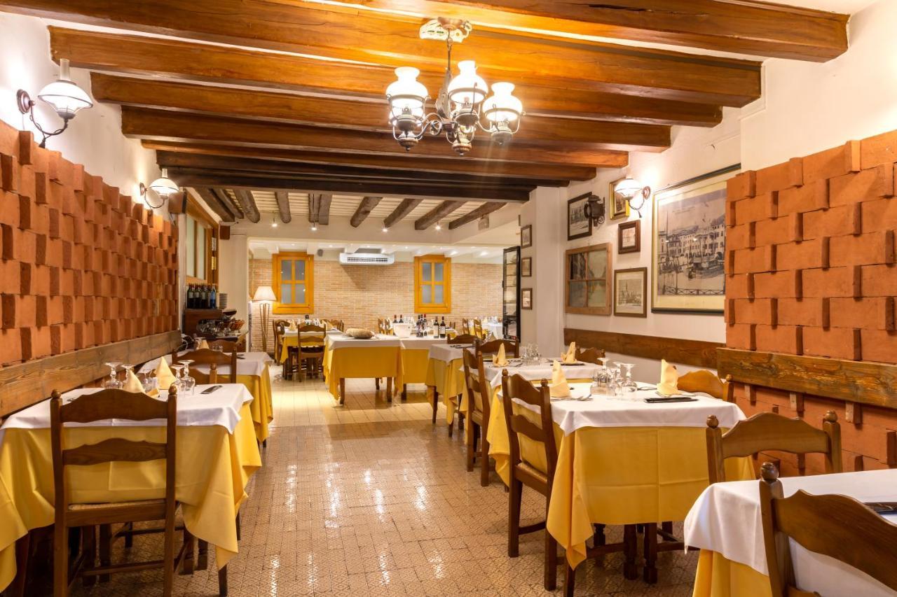 Albergo Ristorante Leon D'Oro Este Exteriör bild